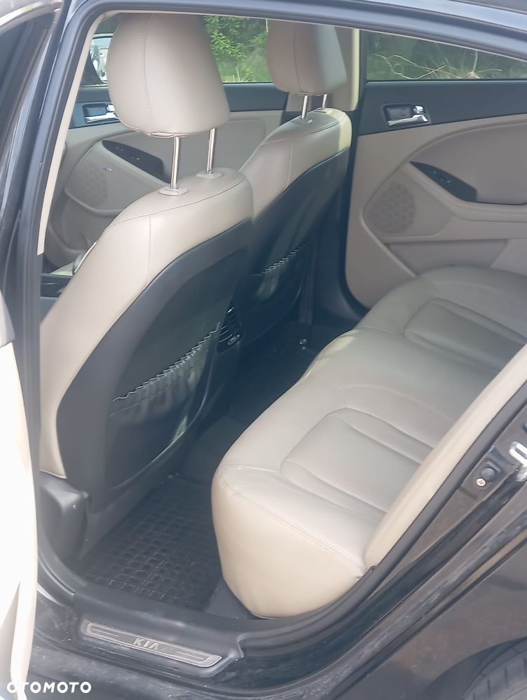Kia Optima 1.7 CRDi L - 16