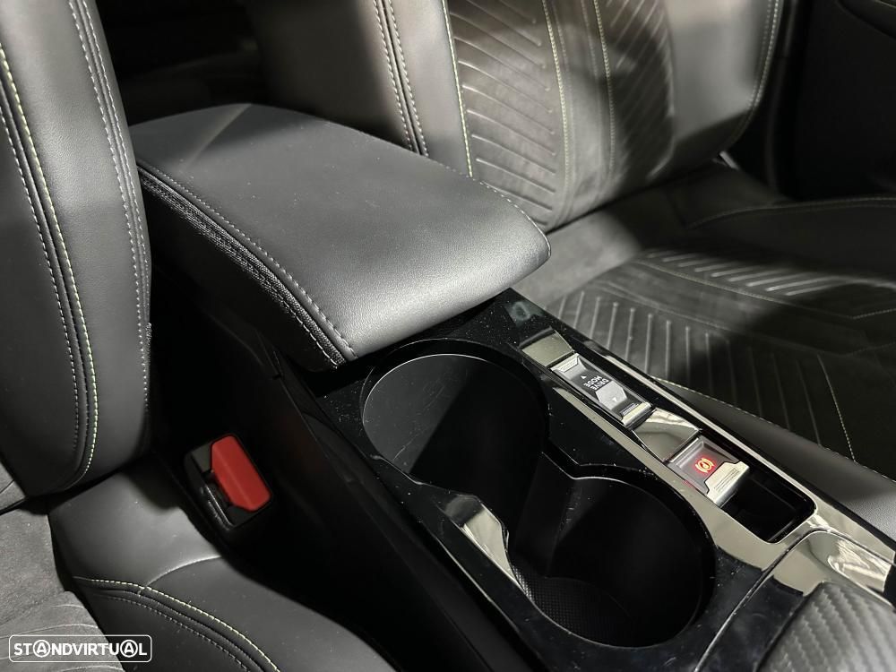 Peugeot e-2008 54 kWh GT - 34