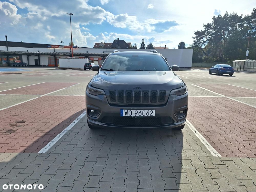 Jeep Cherokee - 5