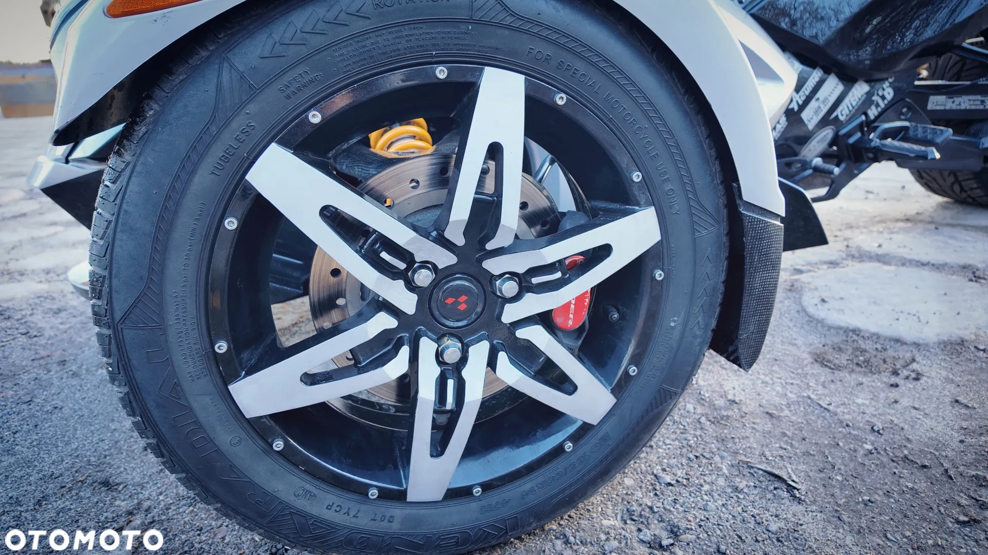 Can-Am Spyder - 20