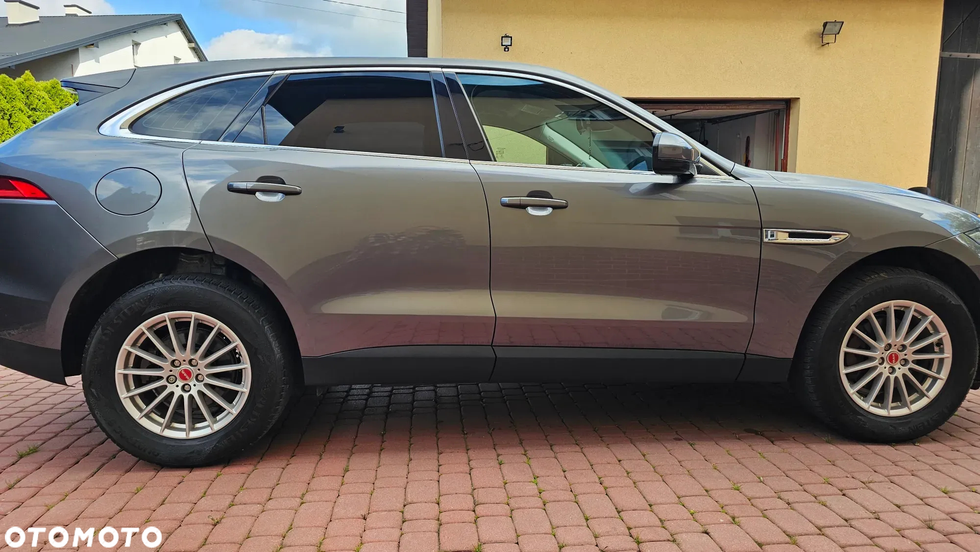 Jaguar F-Pace 2.0 i4D AWD Prestige - 18