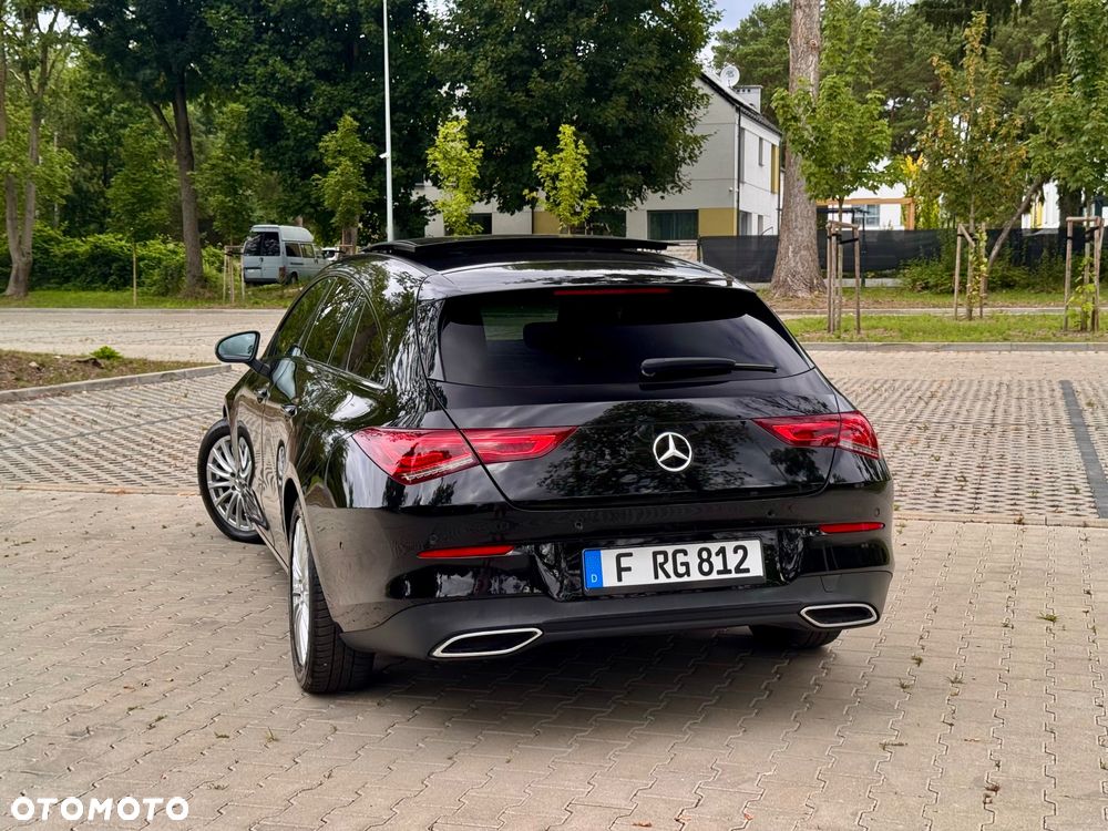 Mercedes-Benz CLA 220 d AMG Line 8G-DCT - 33