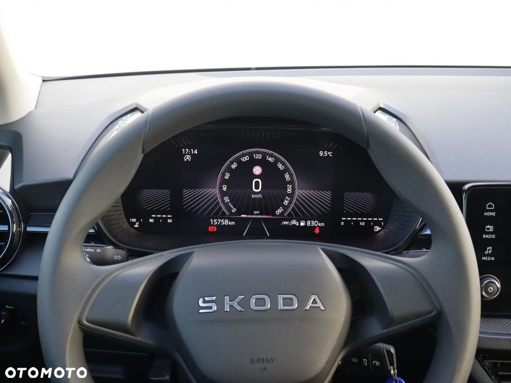 Skoda Fabia - 11