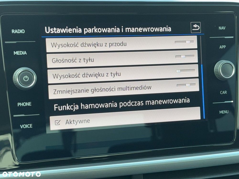 Volkswagen T-Roc 1.5 TSI Life DSG - 27