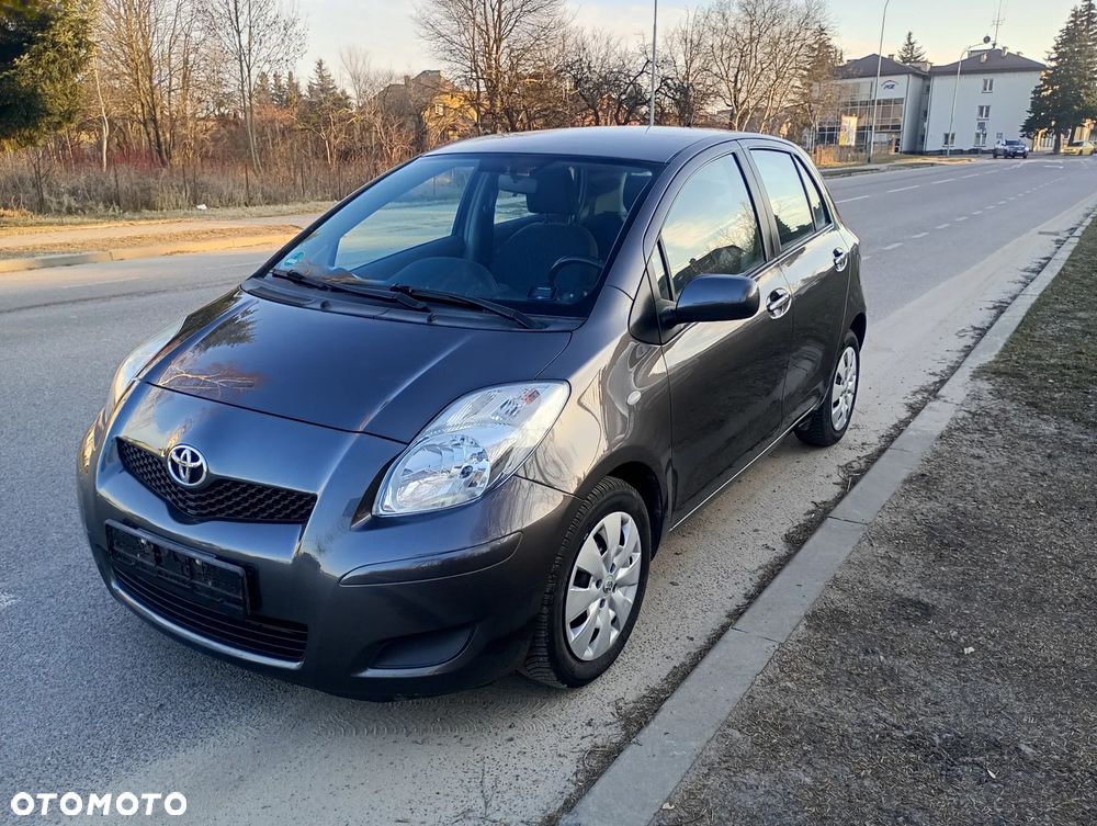 Toyota Yaris 1.33 Luna - 16