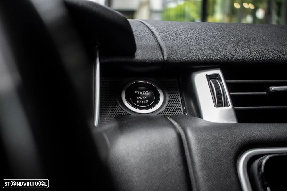 Land Rover Range Rover Sport 3.0 SDV6 HSE Dynamic - 18