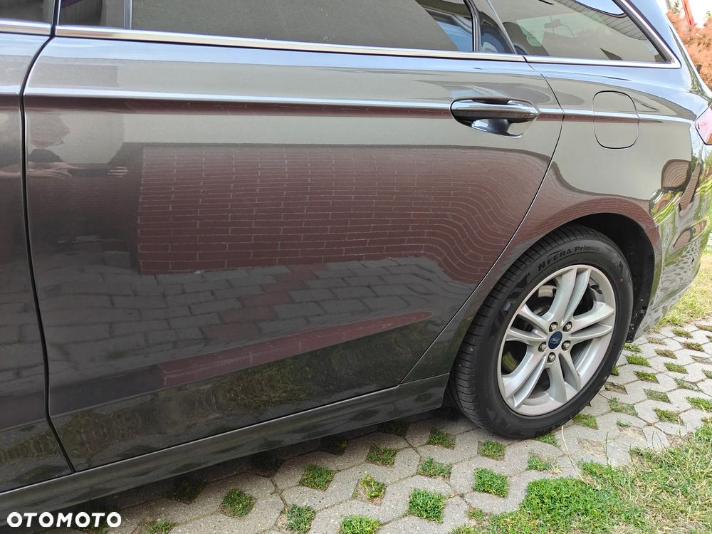 Ford Mondeo 2.0 TDCi Titanium PowerShift - 19