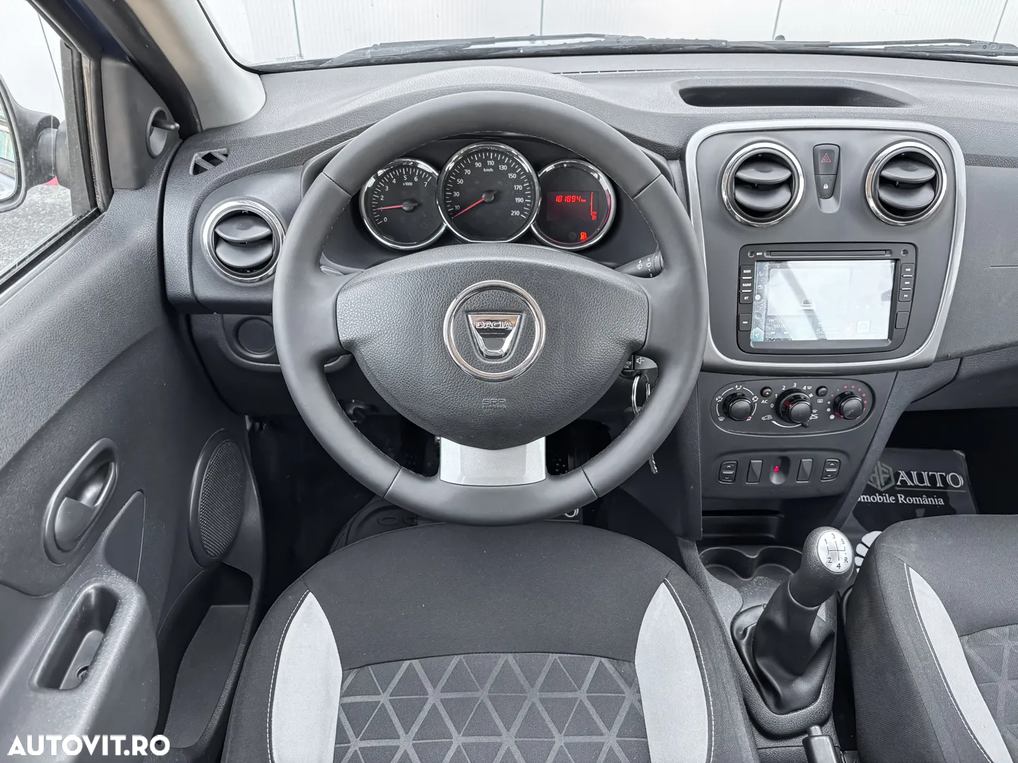 Dacia Sandero - 7