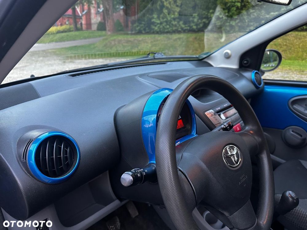 Toyota Aygo CoolBlue - 12