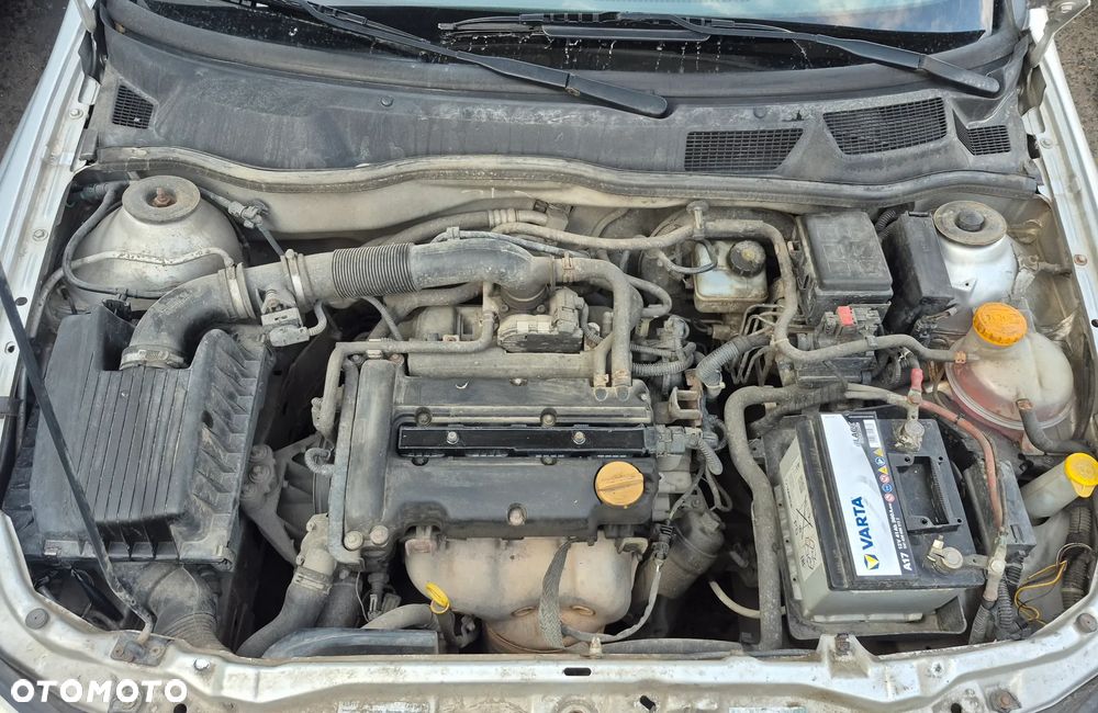 Opel Astra 1.4 Enjoy - 11