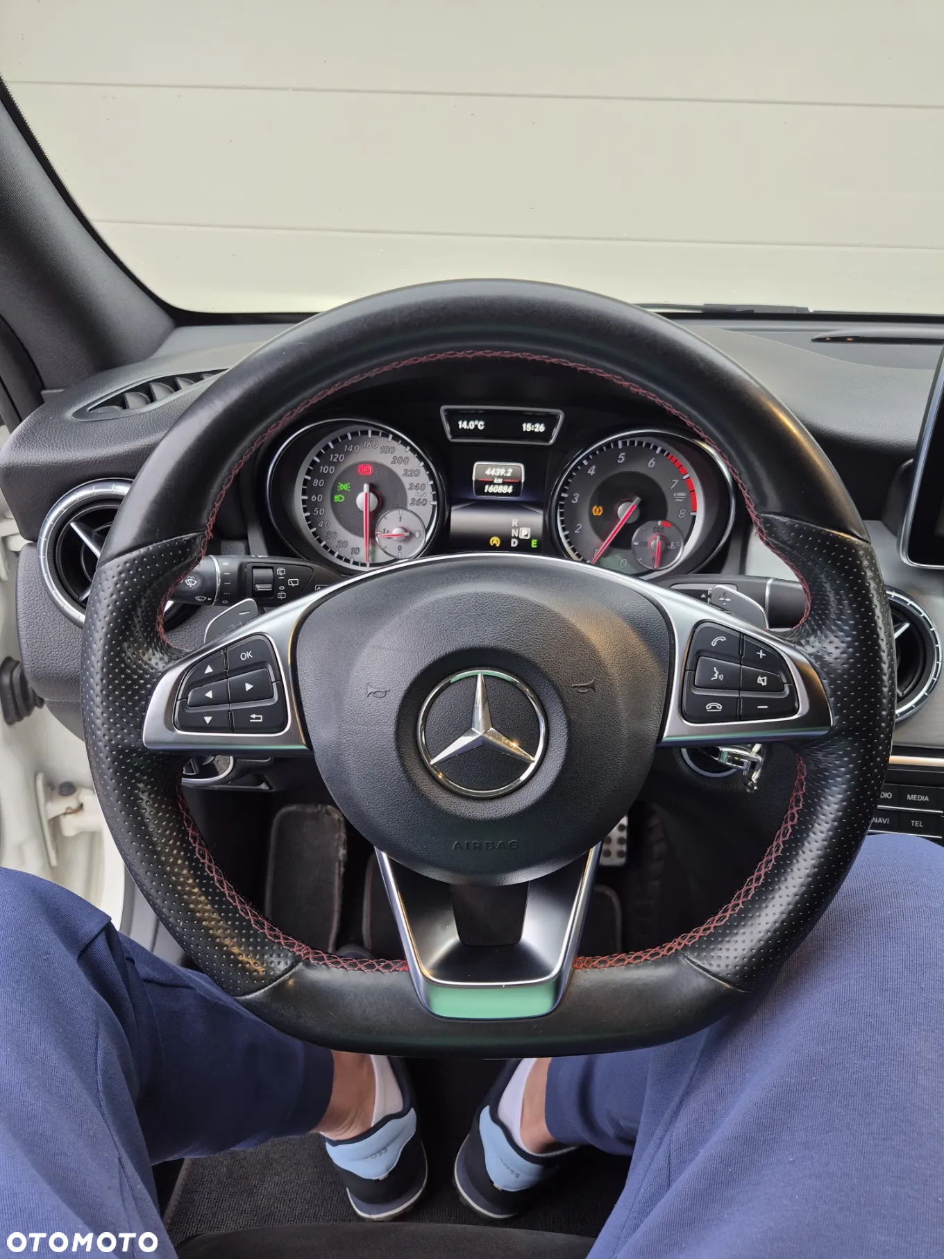 Mercedes-Benz CLA 200 7G-DCT AMG Line - 14