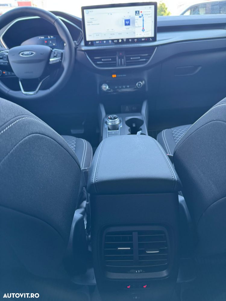 Ford Kuga 1.5 EcoBoost A8 FWD Titanium - 32