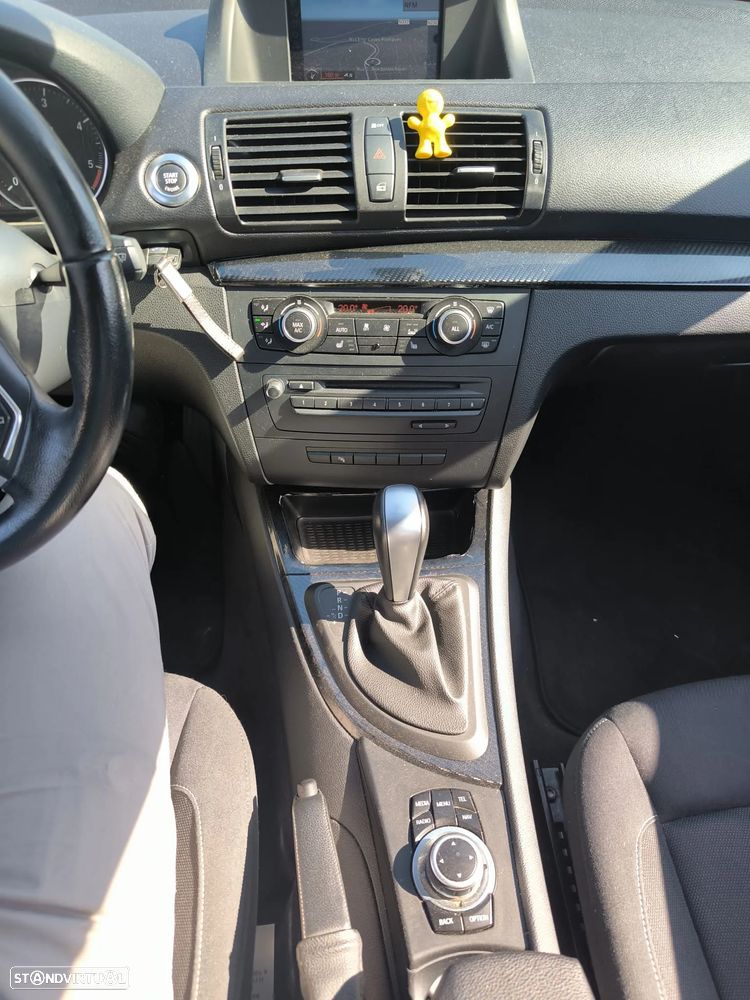BMW 123 d Coupe Aut. Edition Sport - 12