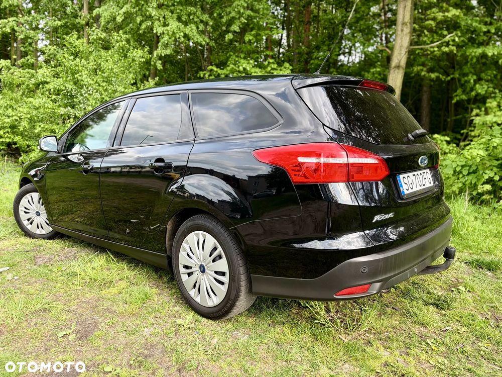 Ford Focus 1.0 EcoBoost Titanium - 3