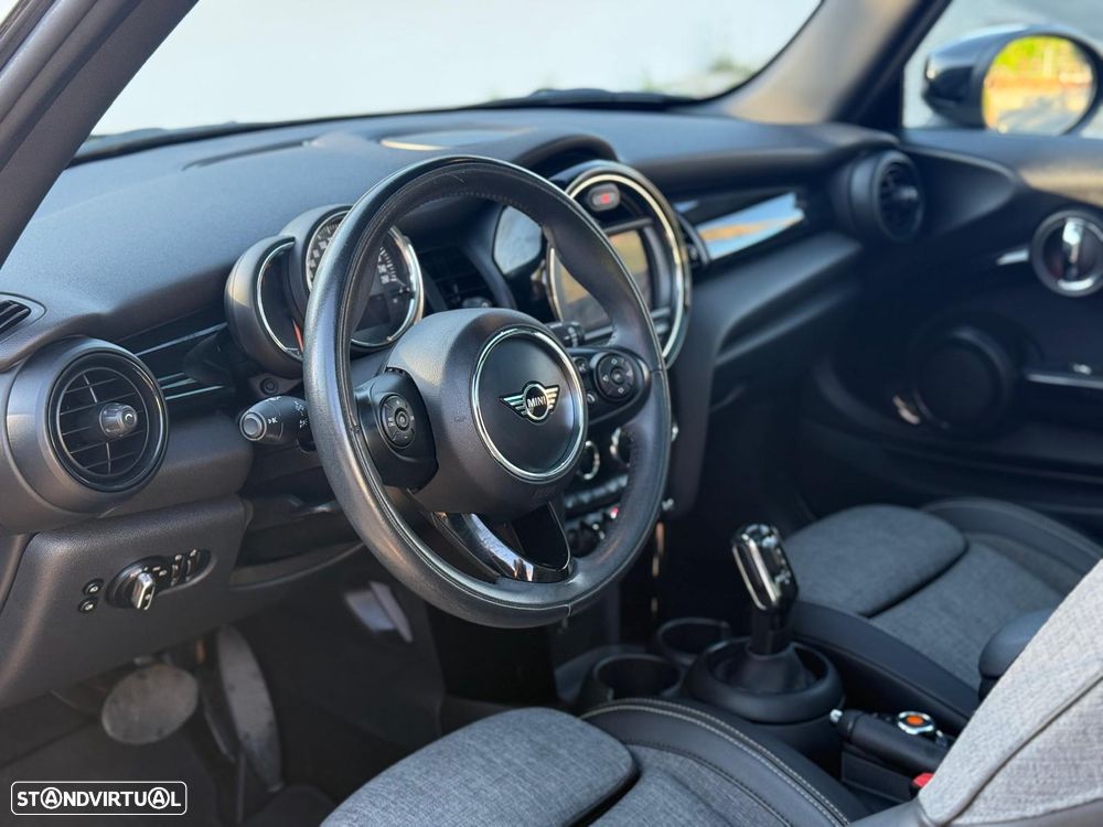 MINI 3 Portas Cooper Aut. - 14