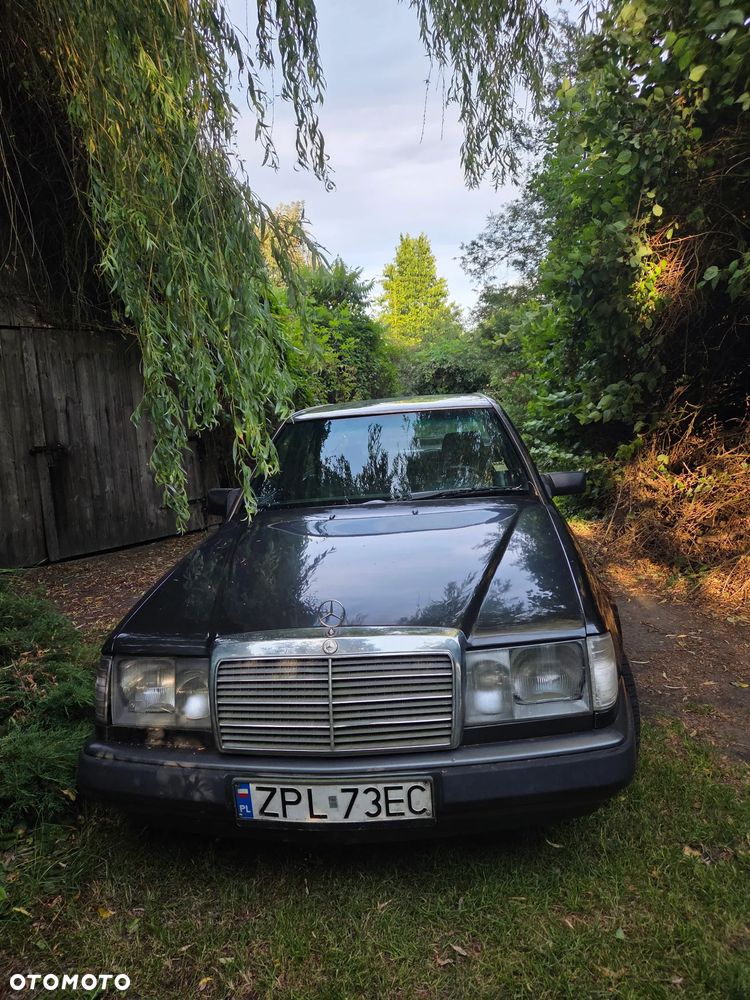 Mercedes-Benz W124 (1984-1993) - 1