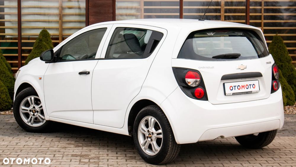 Chevrolet Aveo 1.2 LS - 11