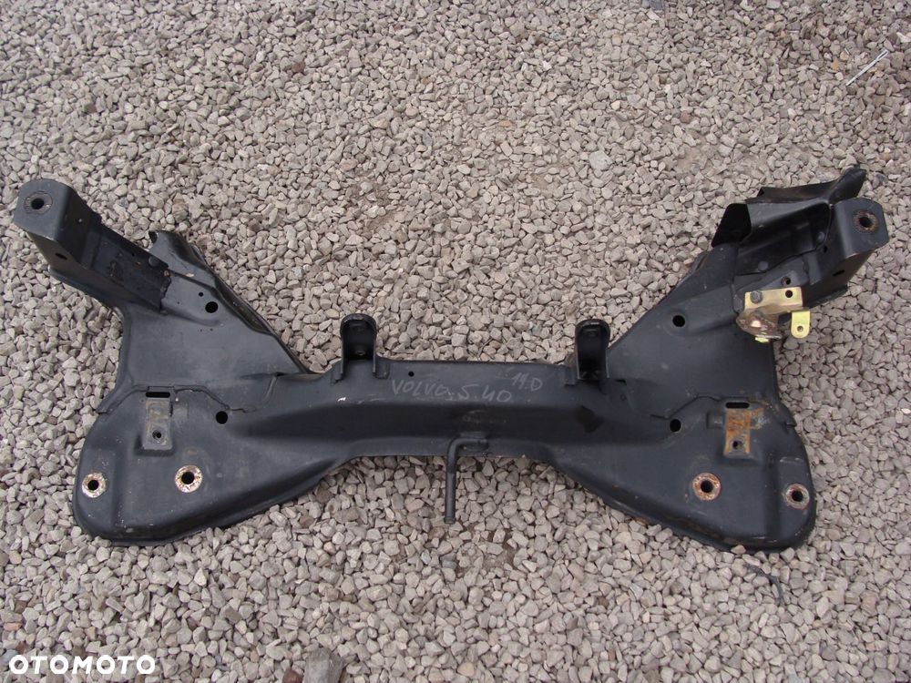 sanki belka zawieszenia volvo v40 i mitsubishi carisma !! - 1