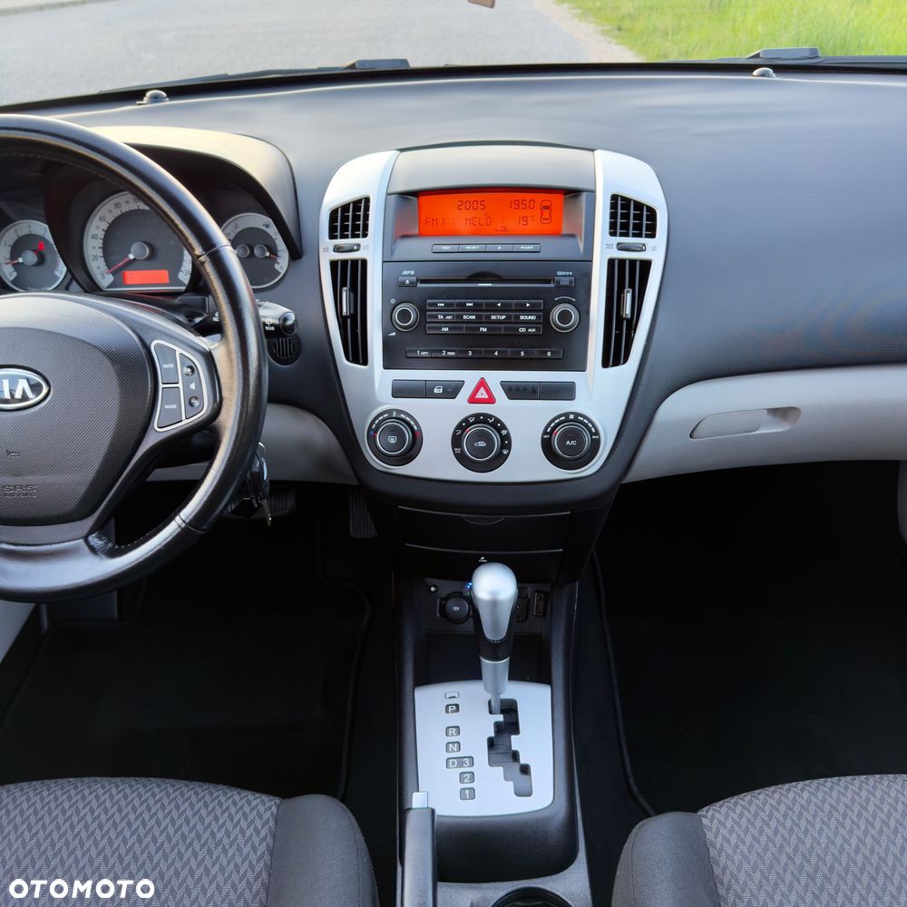 Kia Ceed 1.6 Comfort - 11