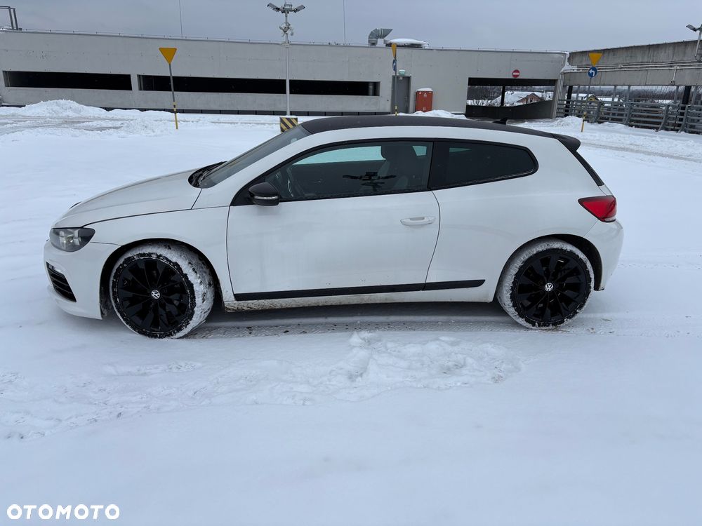 Volkswagen Scirocco 1.4 TSI Life - 2