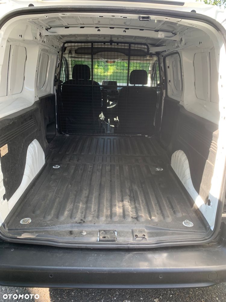 Opel Combo - 11