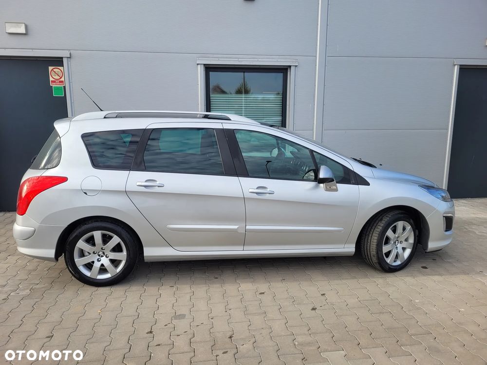 Peugeot 308 e-HDi FAP 115 Stop&Start Business Line Niveau 1 - 12