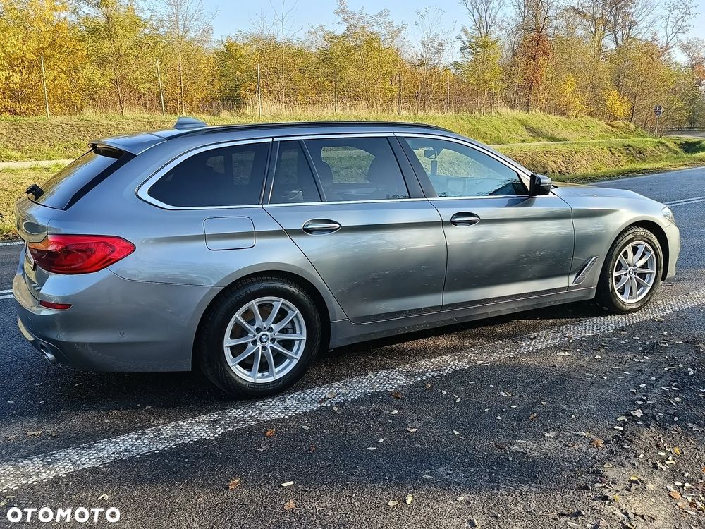 BMW Seria 5 520d Luxury Line - 6