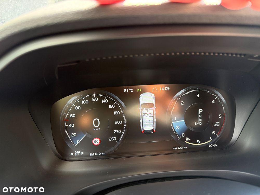 Volvo V90 D5 AWD Momentum - 18