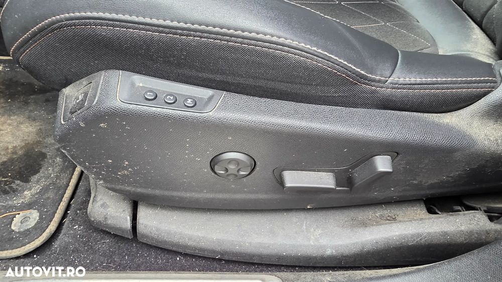 Peugeot 5008 2.0 BlueHDI s&s EAT8 GT - 13