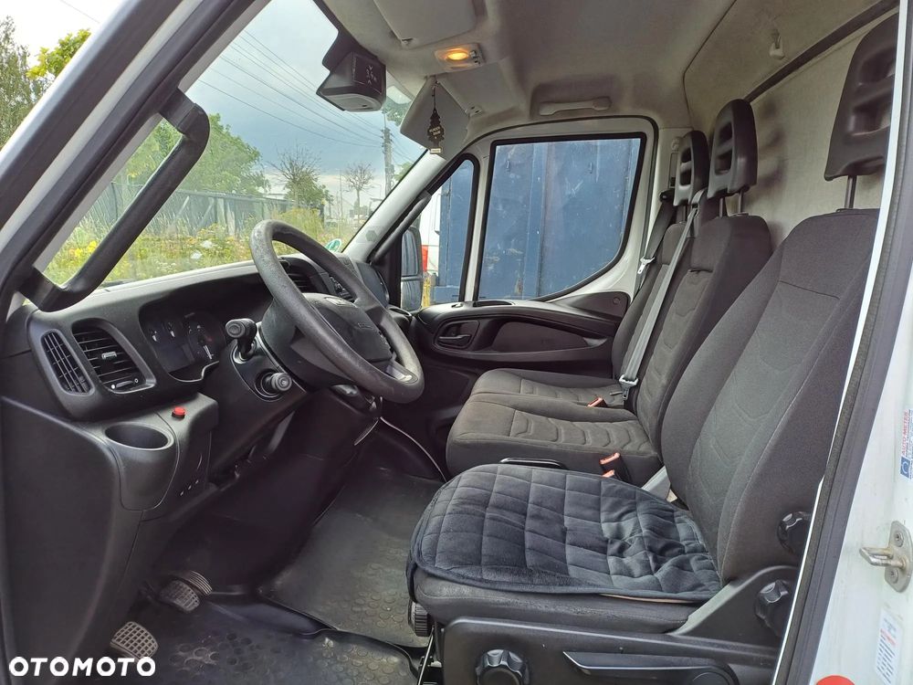Iveco 70C17 - 10