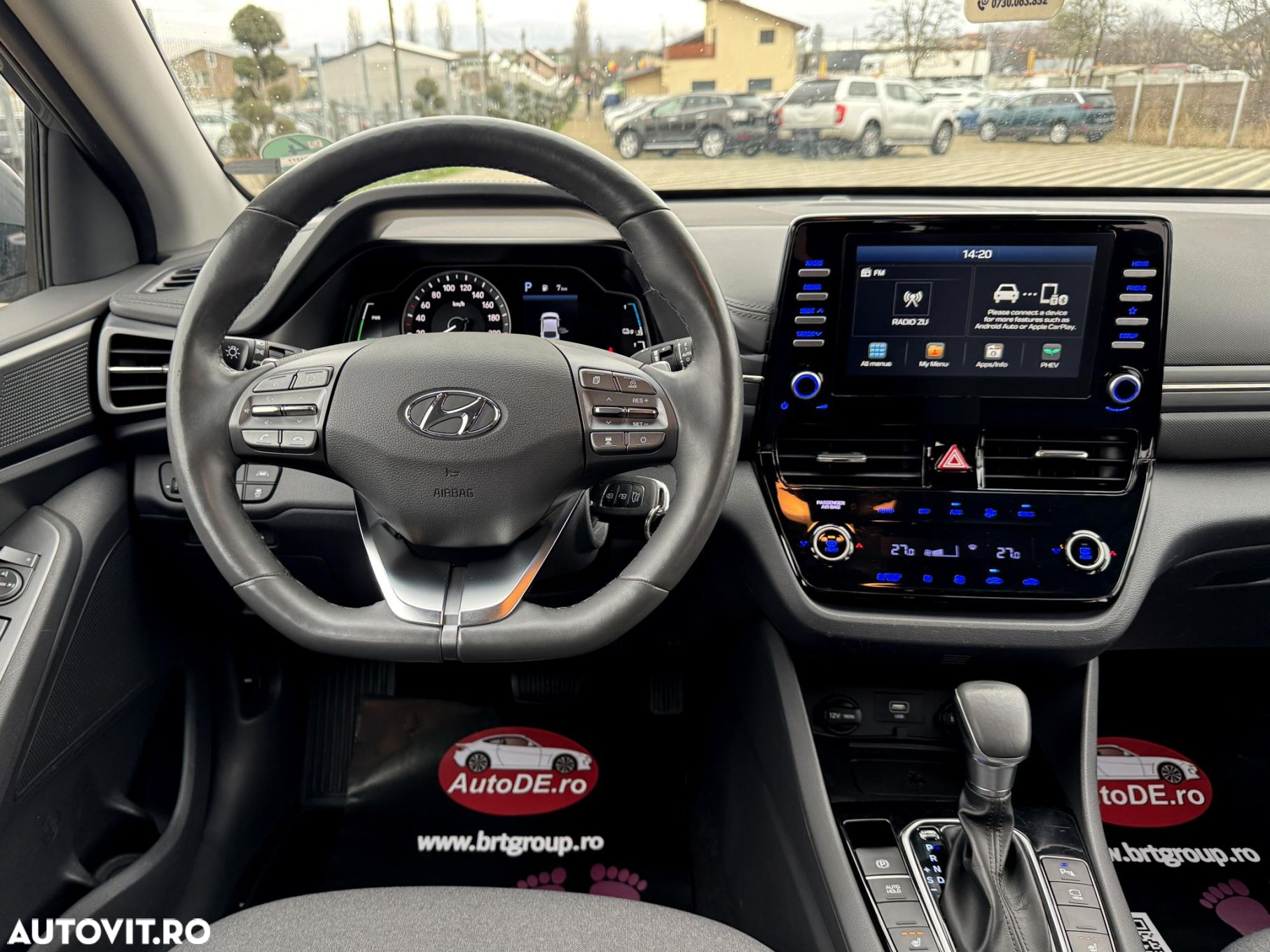 Hyundai IONIQ - 10