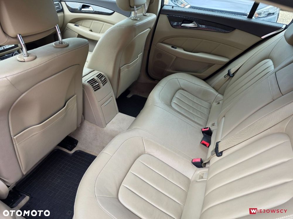 Mercedes-Benz CLS 350 CDI 4-Matic BlueEff - 14