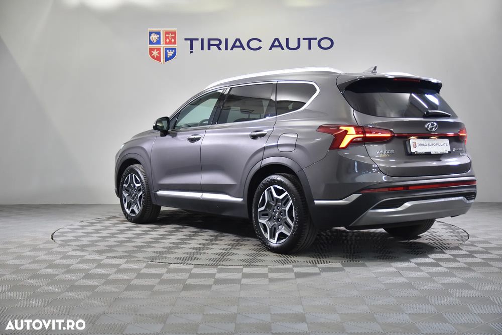 Hyundai Santa Fe - 3