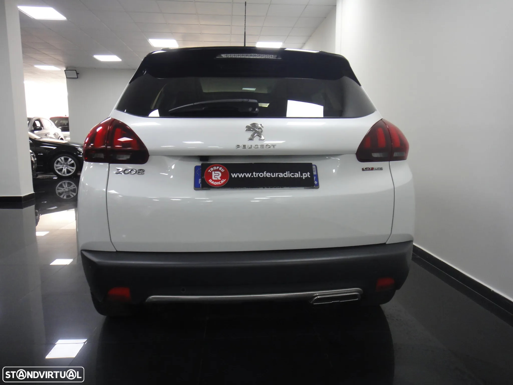 Peugeot 2008 1.2 PureTech GT Line EAT6 - 7