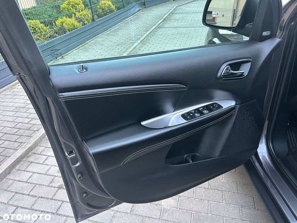 Fiat Freemont 2.0 Multijet Lounge AWD - 13