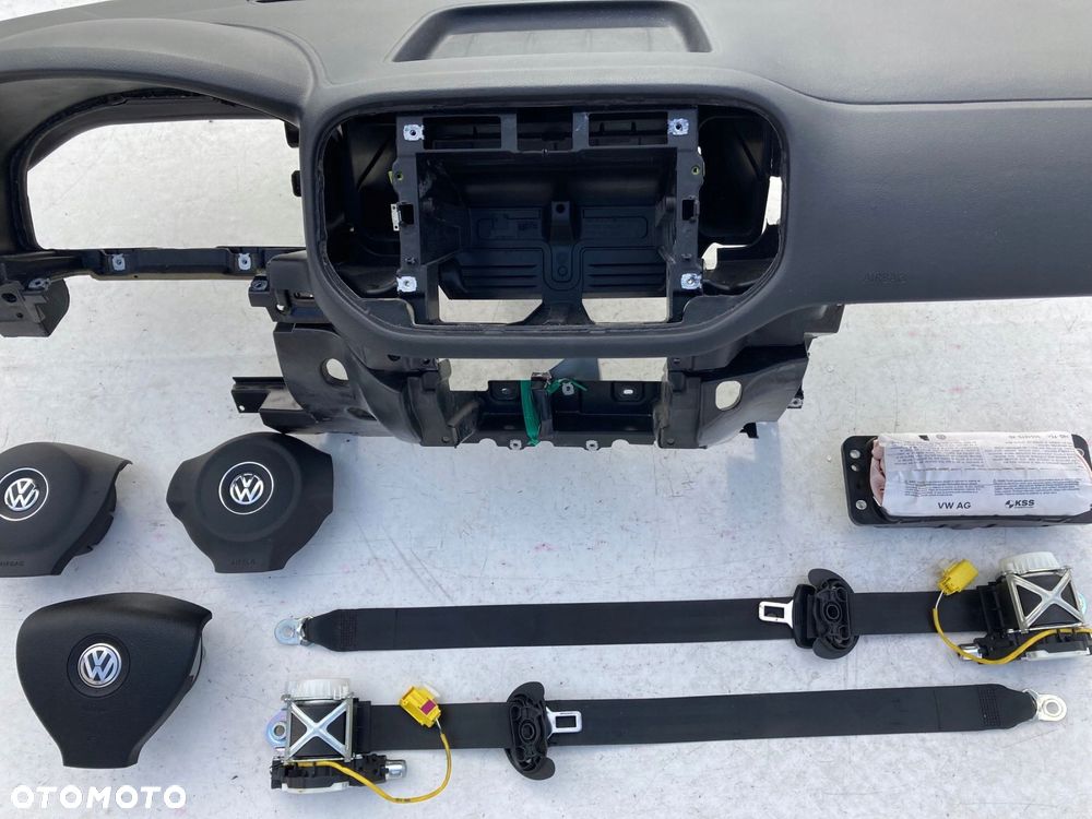 vw tiguan 5n0 deska kokpit konsola poduszki pasy - 5