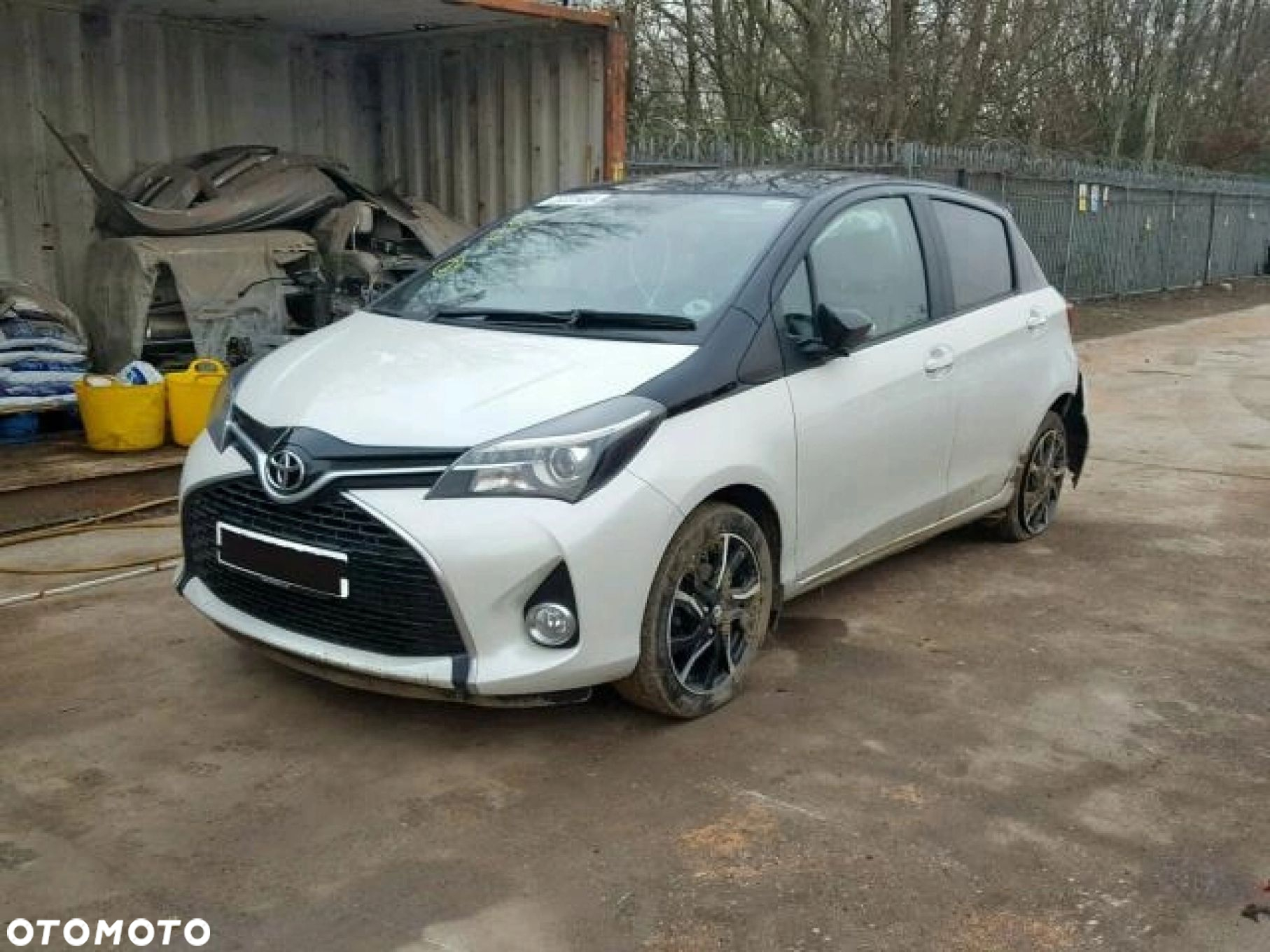 Toyota Yaris III 2012 rok kompletny przód zderzak maska pas przedni błotnik - 7