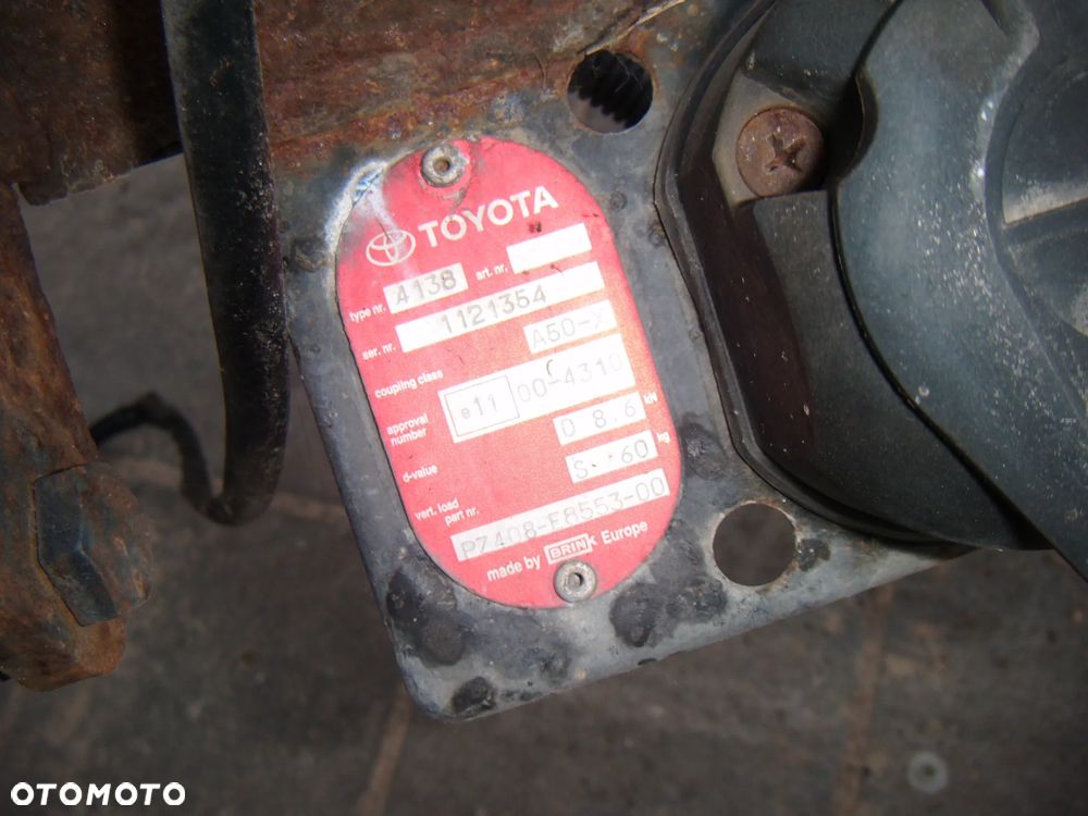 toyota corolla verso 05r hak holowniczy z tabliczką - 2
