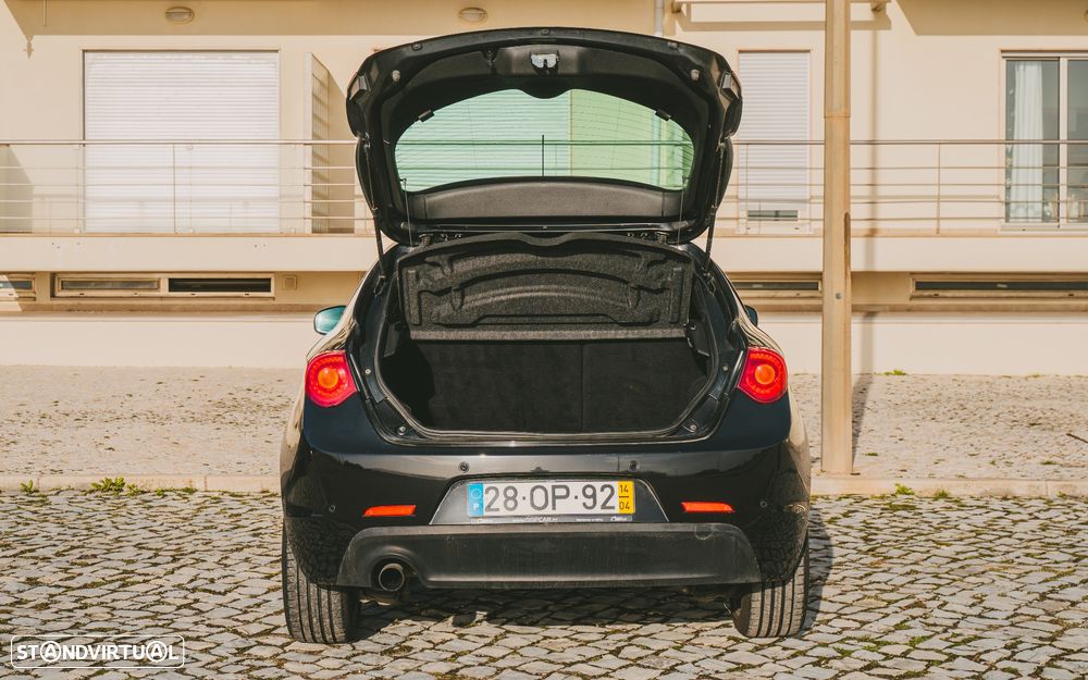 Alfa Romeo Giulietta 1.6 JTDM Exclusive - 14