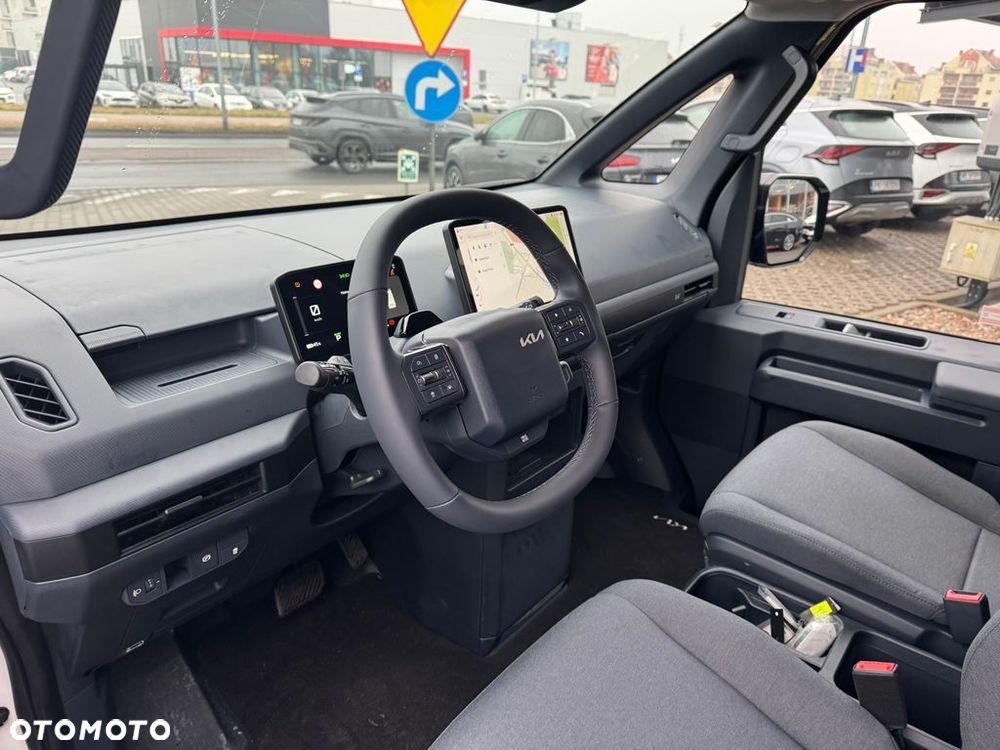 Kia PV5 - 14