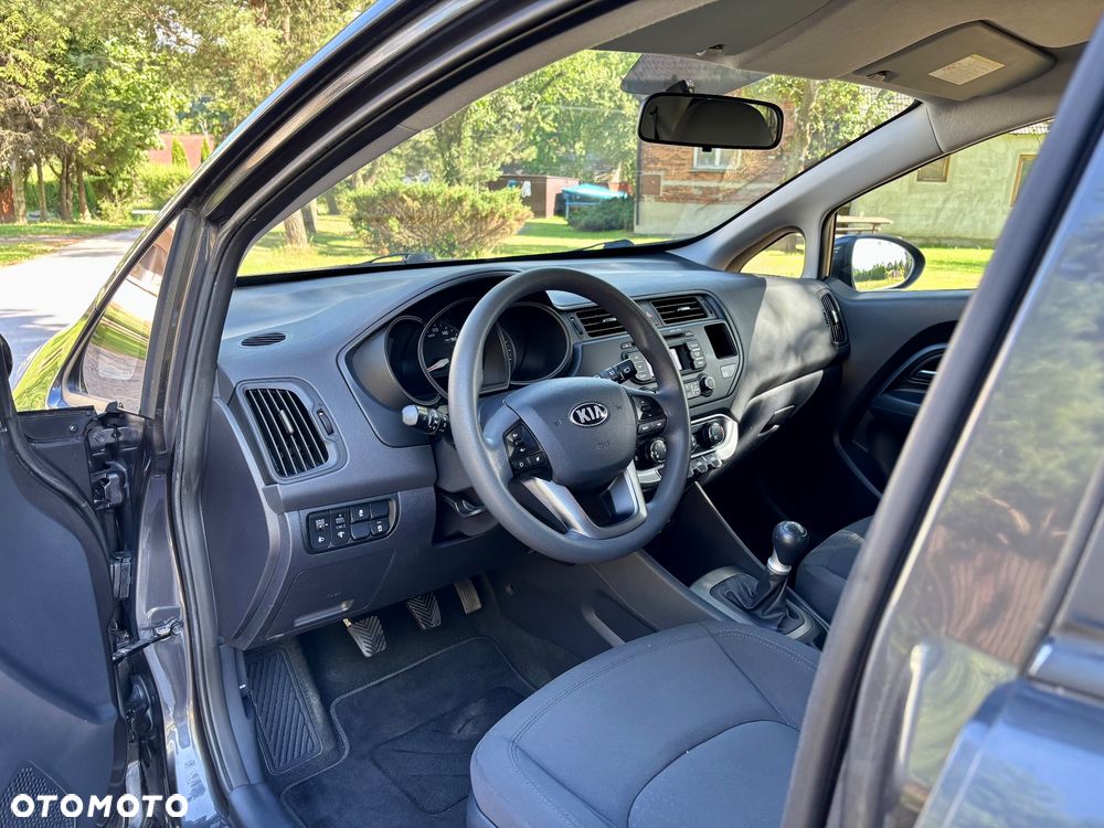 Kia Rio 1.2 Dream-Team Edition - 17