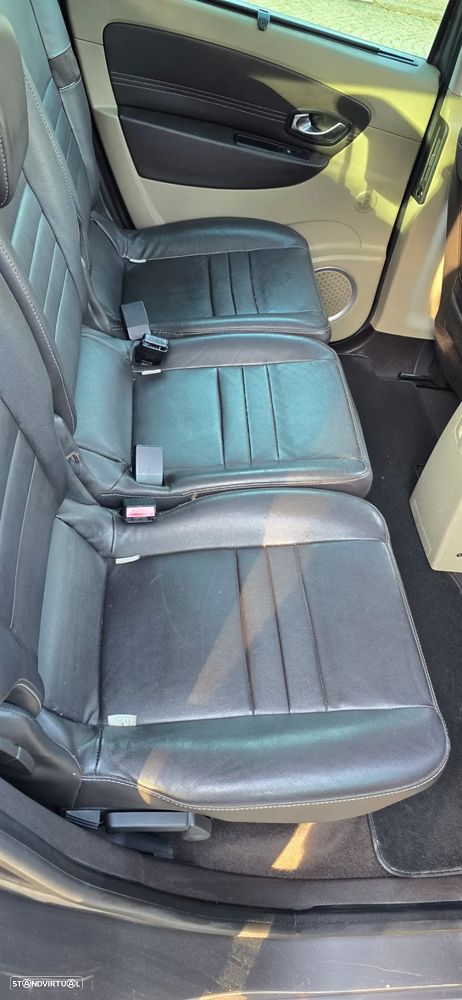 Renault Grand Scénic 1.5 dCi Bose Edition 7L - 4