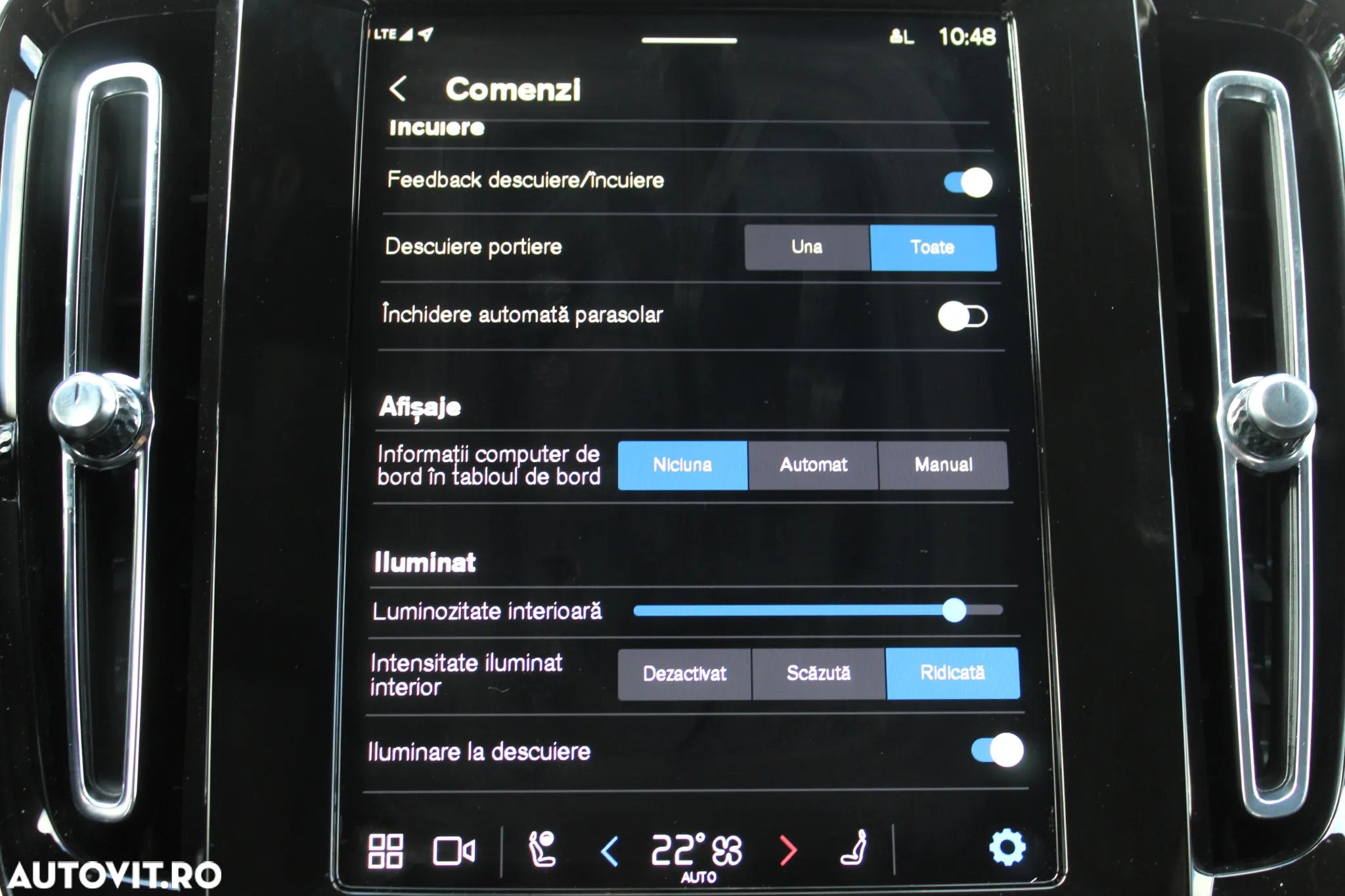 Volvo XC 40 B4 AT FWD MHEV Ultimate Dark - 37