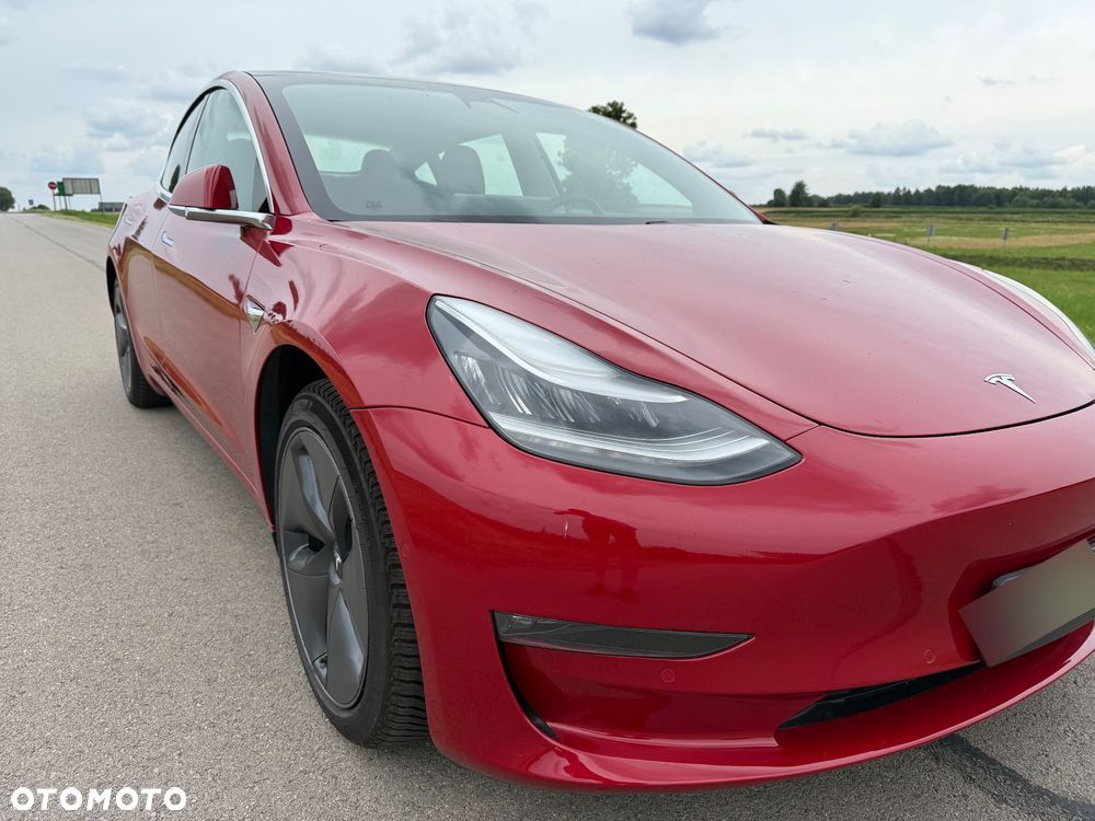 Tesla Model 3 Langstreckenbatterie Allradantrieb Dual Motor - 18