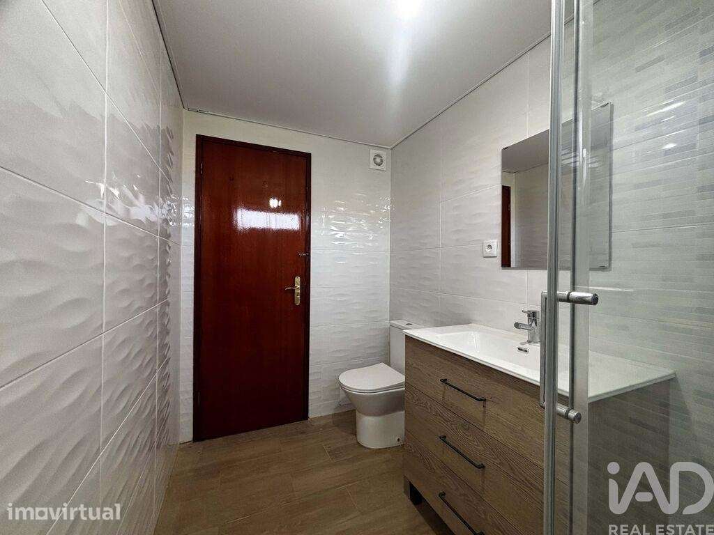 Apartamento T2 em Baguim do Monte de 71,4 m2 - Grande imagem: 5/26