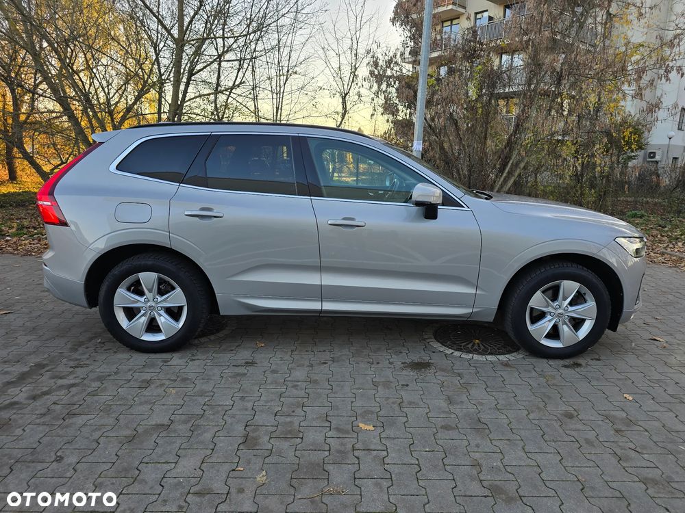 Volvo XC 60 D5 SCR AWD Momentum - 3