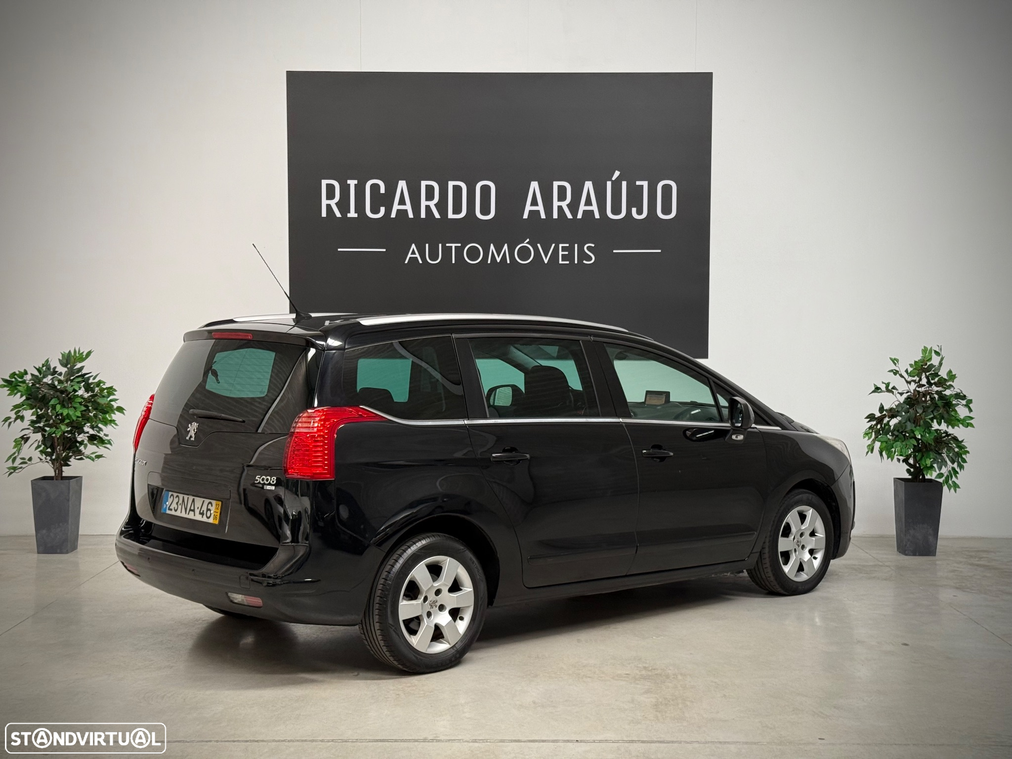 Peugeot 5008 1.6 E-HDi 7L Allure 2-Tronic - 4