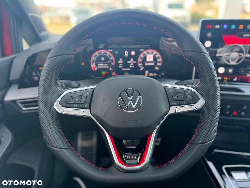 Volkswagen Golf - 14