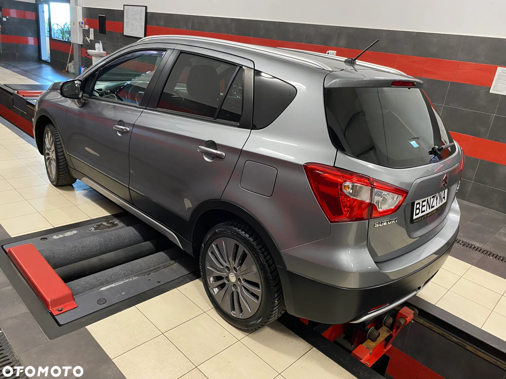 Suzuki SX4 S-Cross 1.6 Premium - 7