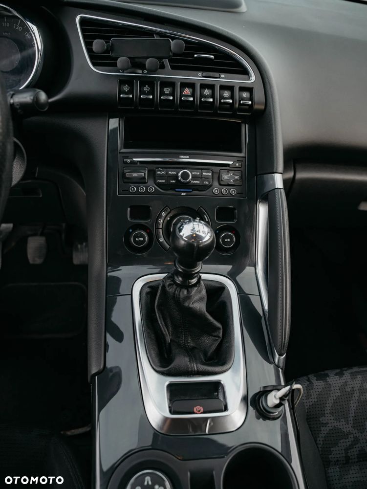 Peugeot 3008 2.0 HDi Allure - 20